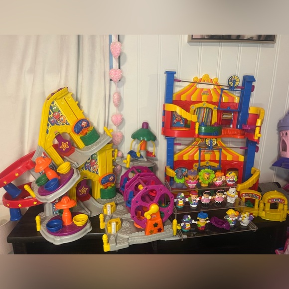 Little people massive amusement park WITH CAR - Picture 2 of 13